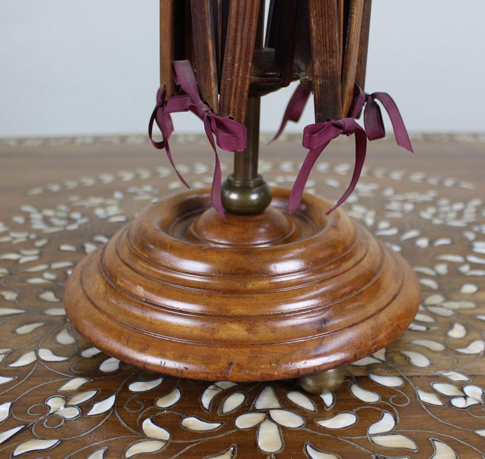 Title: Victorian Wooden Yarn Swift / Wool Winder on Stand, c.1850 Description: Victorian Wooden Yarn - 2