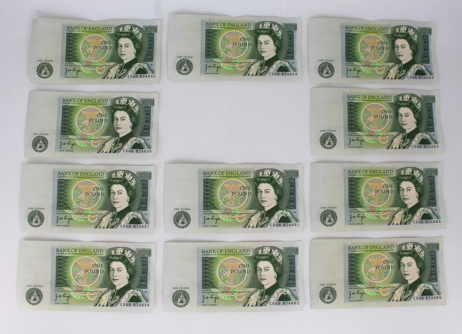 Title: £1 Bank Notes - C Series Consecutive Run (11 Notes) Description: £1 Bank Notes - C : Title: £1 Bank Notes - C Series Consecutive Run (11 Notes) Description: £1 Bank Notes - C Series Consecutive Run (11 Notes) This listing offers a set of 11 consecutive £1 banknotes