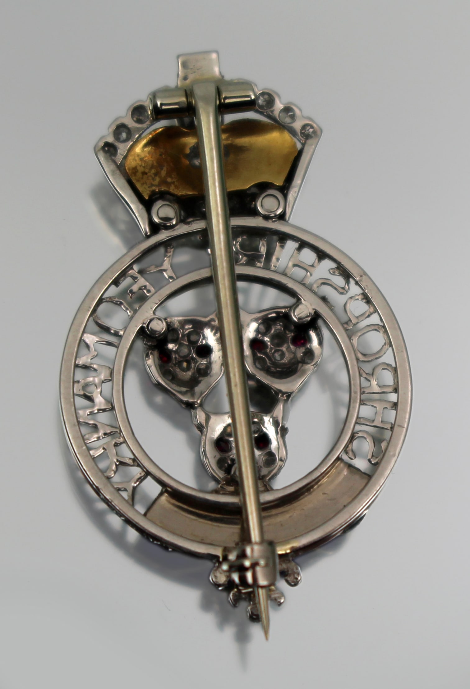 Title: Fine Shropshire Yeomanry Sweetheart Brooch by Garrard – Gold, Enamel, Ruby Eyes - 6