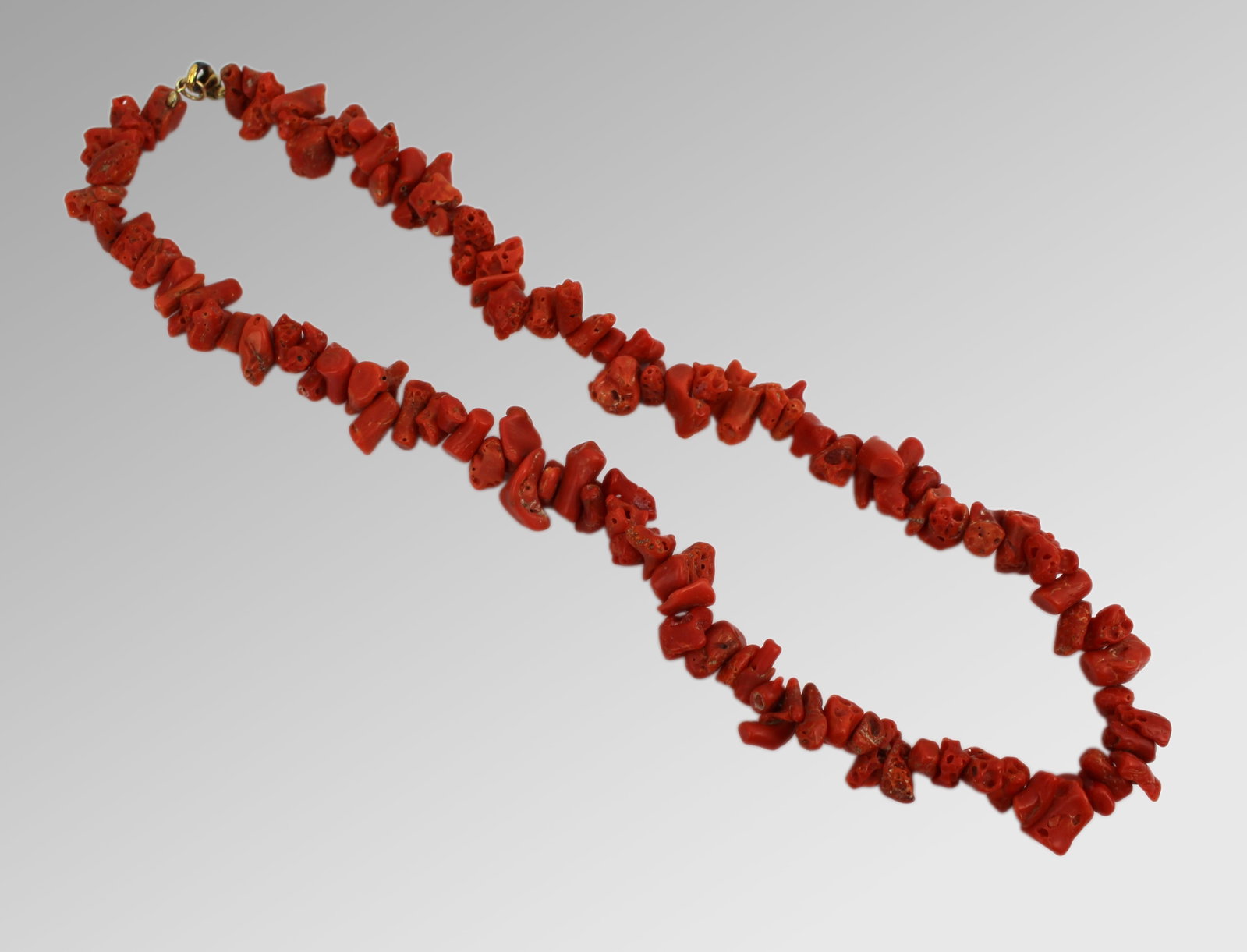 Title: Vintage Mediterranean Coral Necklace, c. 1950s–70s Description: Vintage Mediterranean C - 3