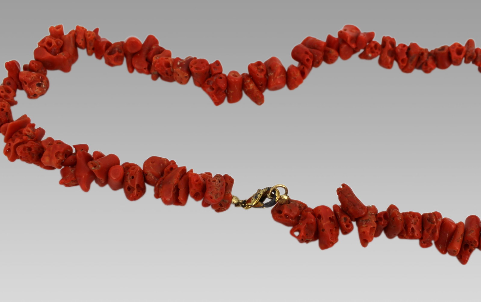 Title: Vintage Mediterranean Coral Necklace, c. 1950s–70s Description: Vintage Mediterranean C - 5
