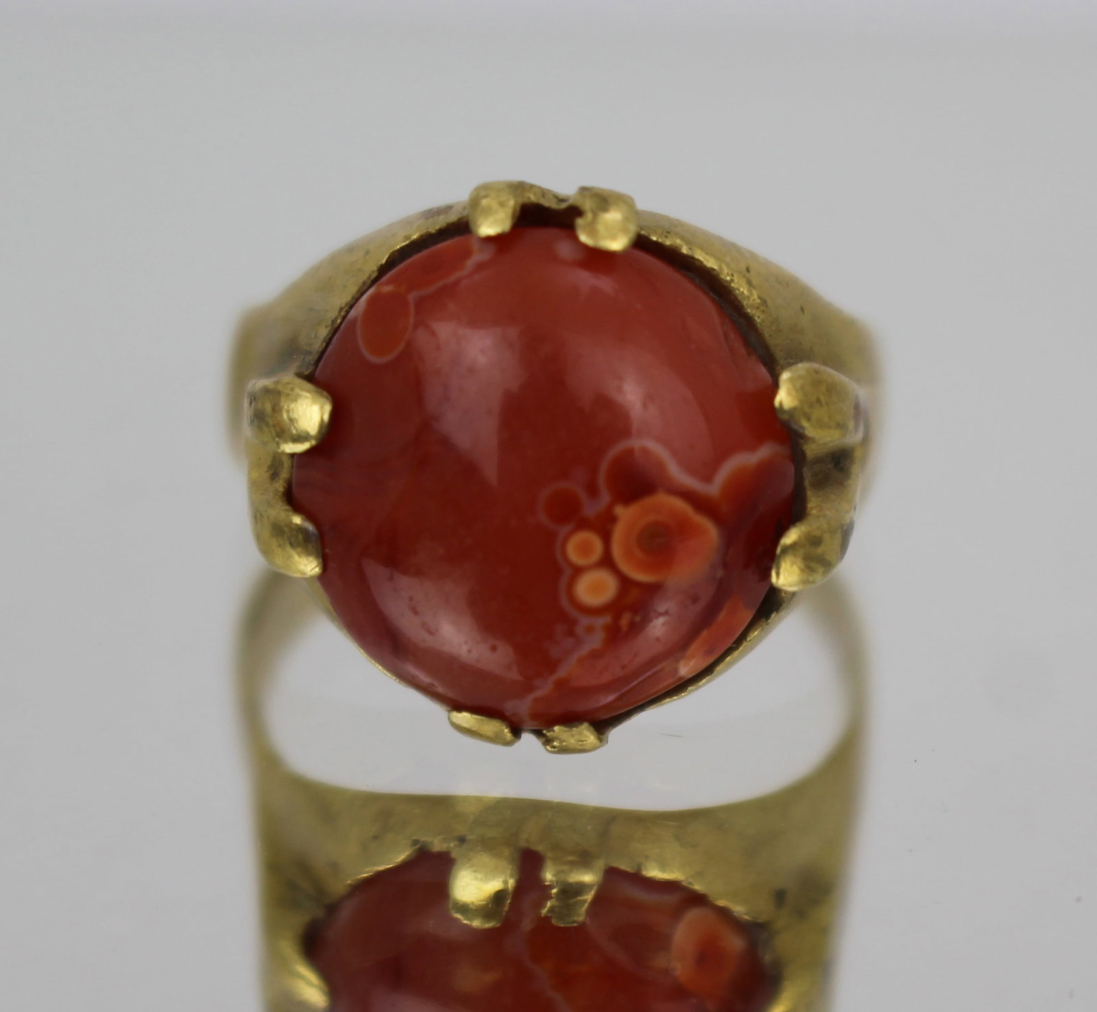 Title: Vintage Gold-Tone Agate Ring Description: Vintage Gold-Tone Agate Ring – Ornate Claw - 3