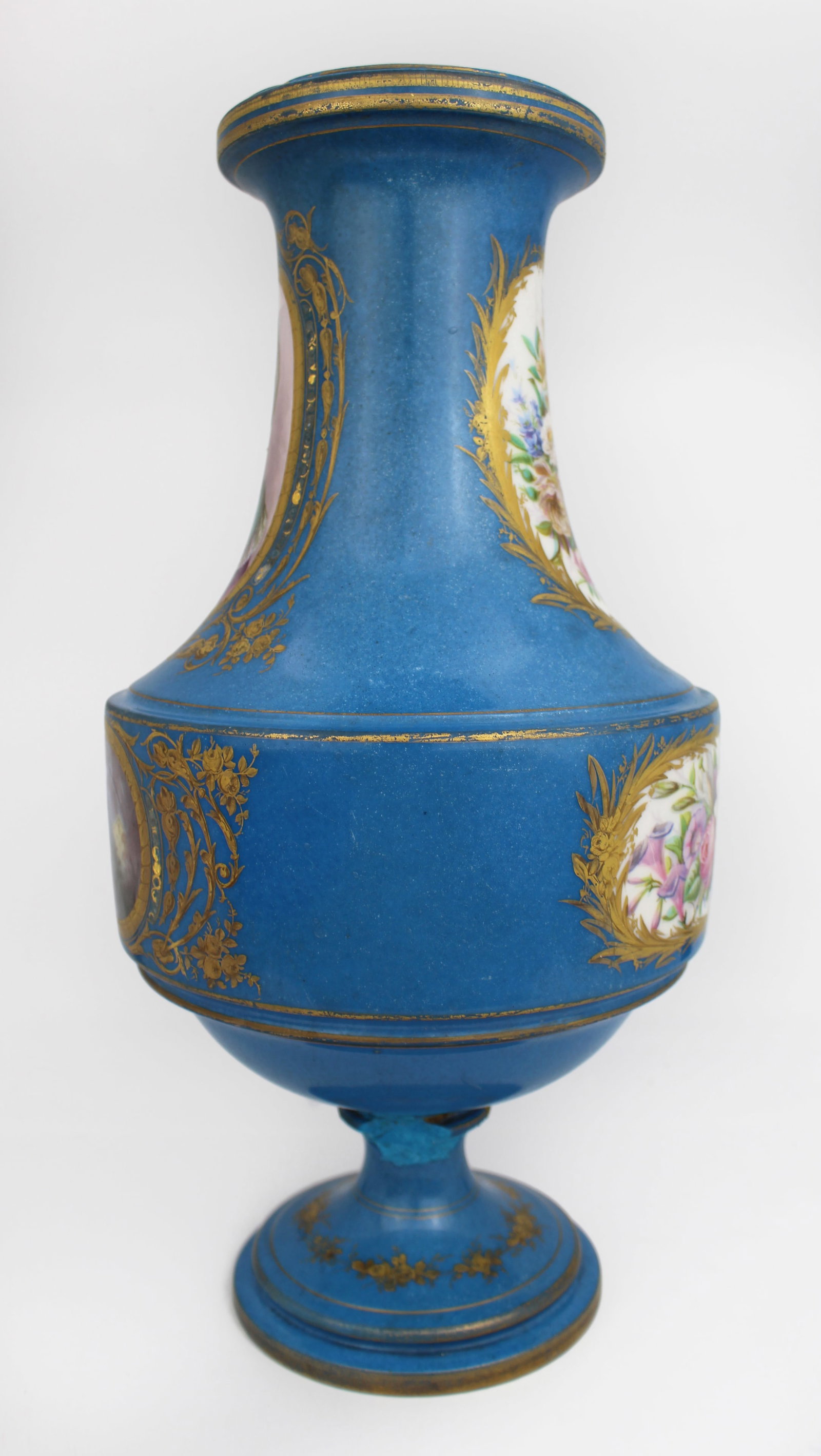 Title: Large Late 19th Century Sèvres-Style Bleu Céleste Porcelain Vase Description: Late  - 17