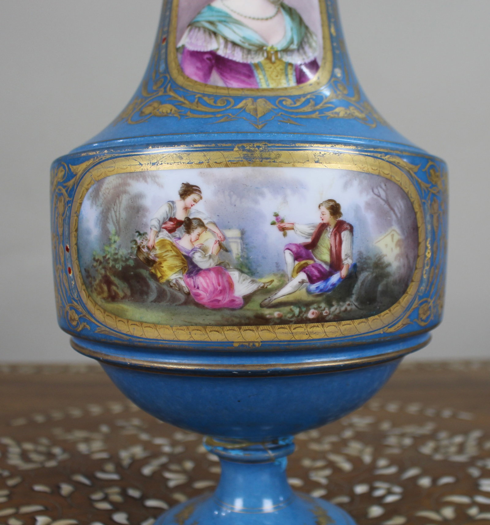 Title: Large Late 19th Century Sèvres-Style Bleu Céleste Porcelain Vase Description: Late  - 4