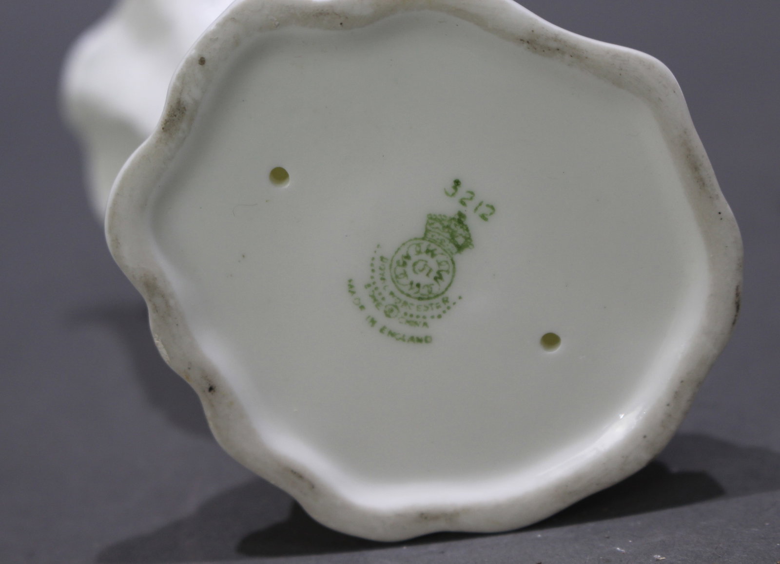 Title: Pair of Royal Worcester Cornucopia Bud Vases 3212 1960 Description: Pair of Royal Worcester - 9