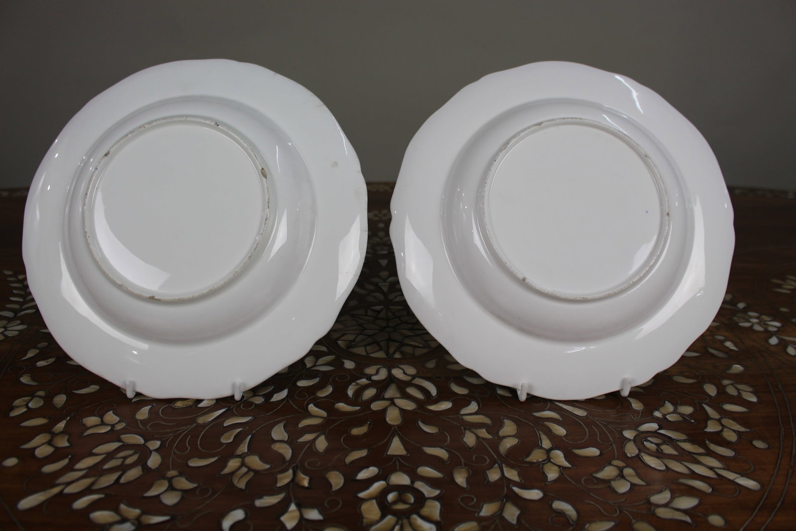 Title: Pair of 18th-Century English Blue & White Porcelain Bowls Description: Pair of 18th-Century - 7