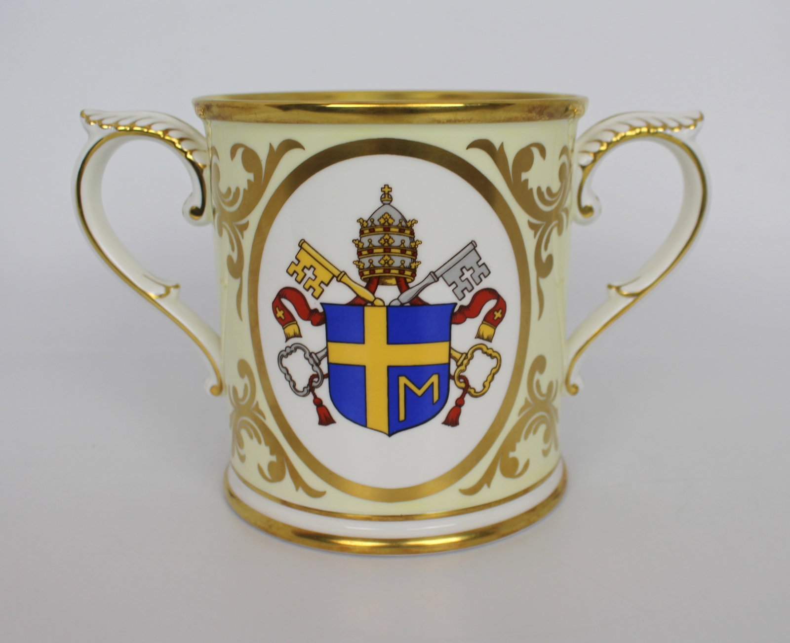 Title: Royal Worcester Two Handled Pope John Paul Loving Cup Description: Royal Worcester Two - 6