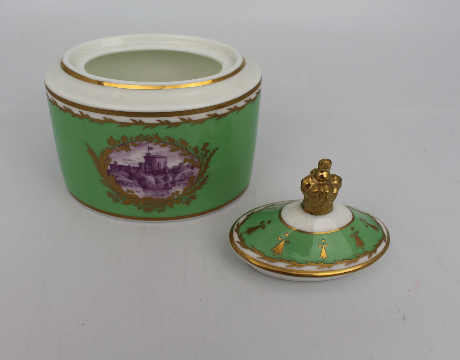 Title: Royal Collection Windsor Castle Lidded Pot Description: Royal Collection Windsor Castle - 9