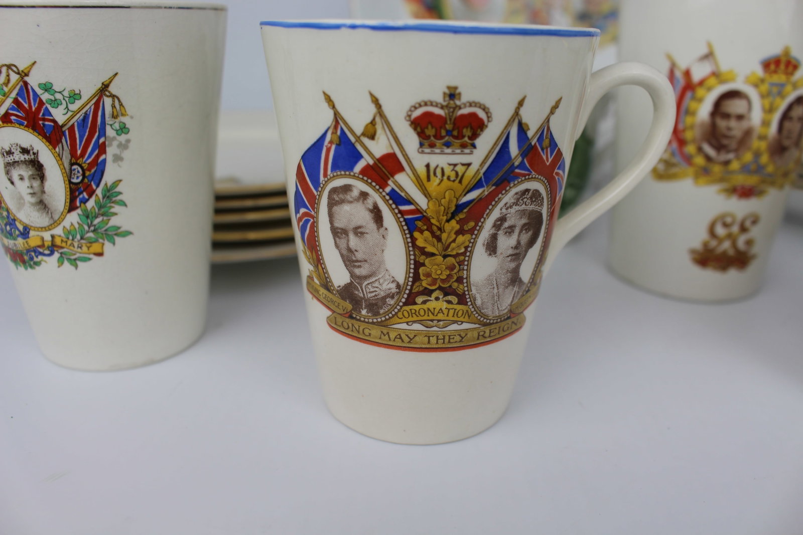 Title: Collection of Coronation Ware Description: Collection of Coronation Ware. All 16 pieces - 3