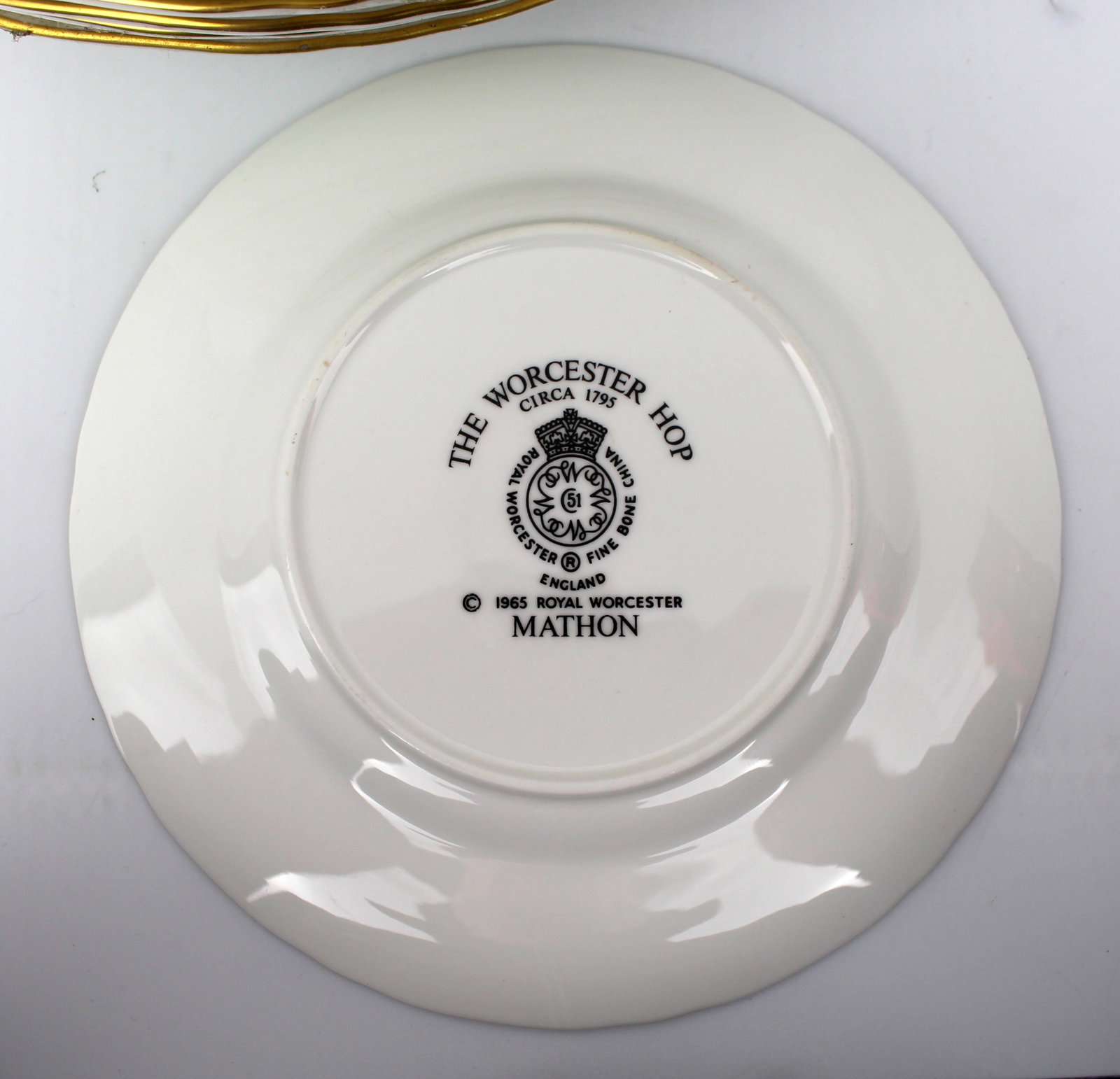 Title: Collection of Royal Worcester Hop Mathon Plates Description: Collection of Royal Worcester - 3