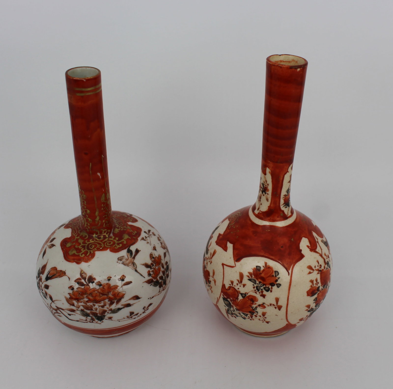 Title: Pair of Antique Japanese Kutani Porcelain Bottle Vases, Meiji Period Description: Small - 5