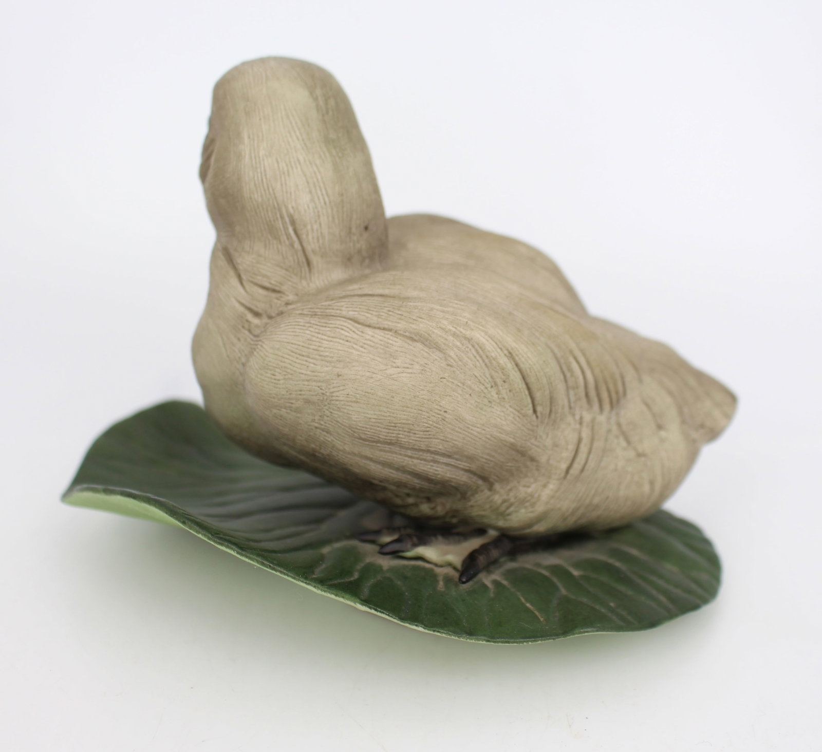Title: Boehm Cygnet on Leaf Description: Boehm Cygnet on Leaf Boehm, made in England Factory stap to - 4