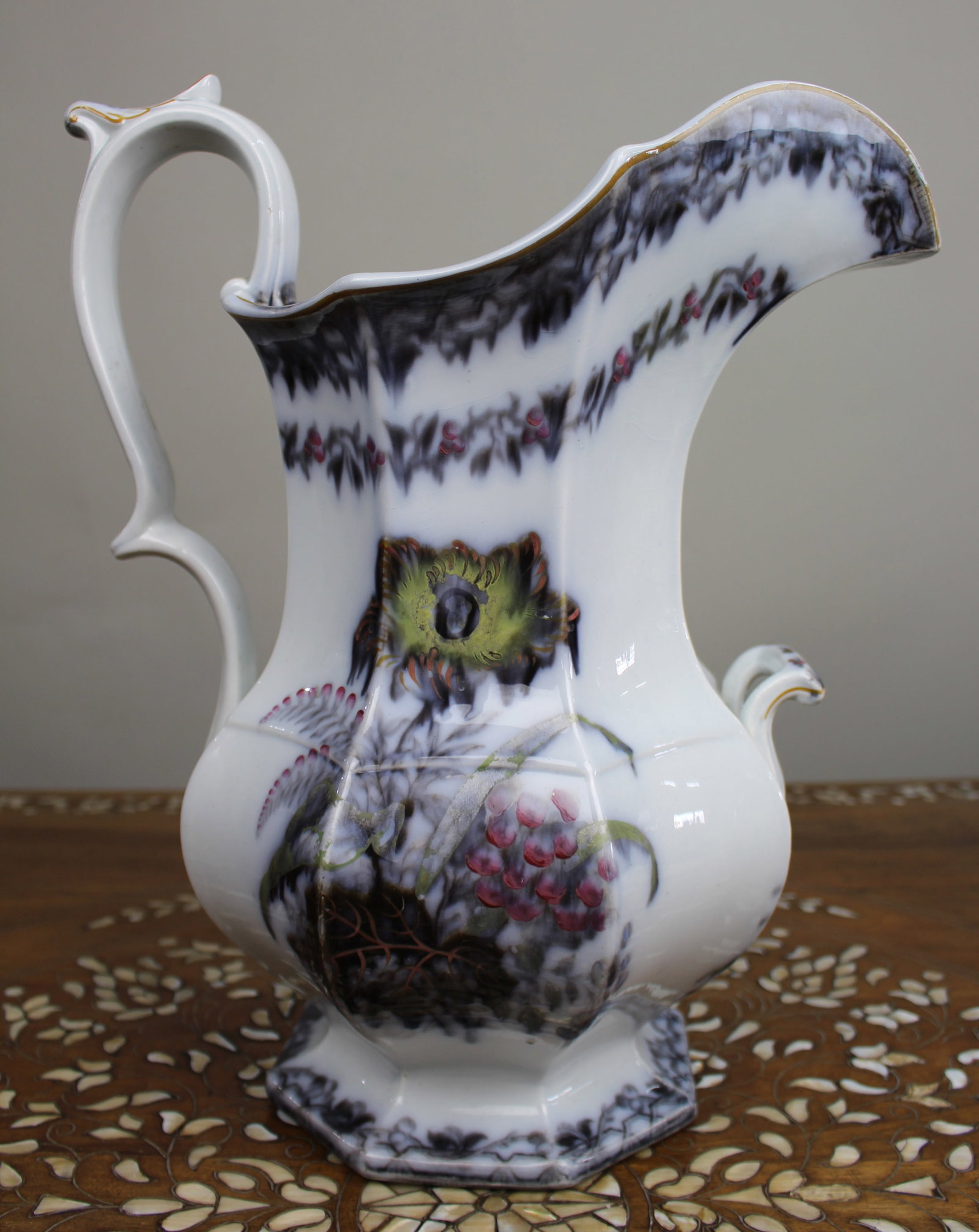 Title: Large 19th-century Staffordshire ironstone jug Description: Large 19th-century: Title: Large 19th-century Staffordshire ironstone jug Description: Large 19th-century Staffordshire ironstone jug in the “Tulip” pattern, standing approximately 41 cm high. Octagonal in fo
