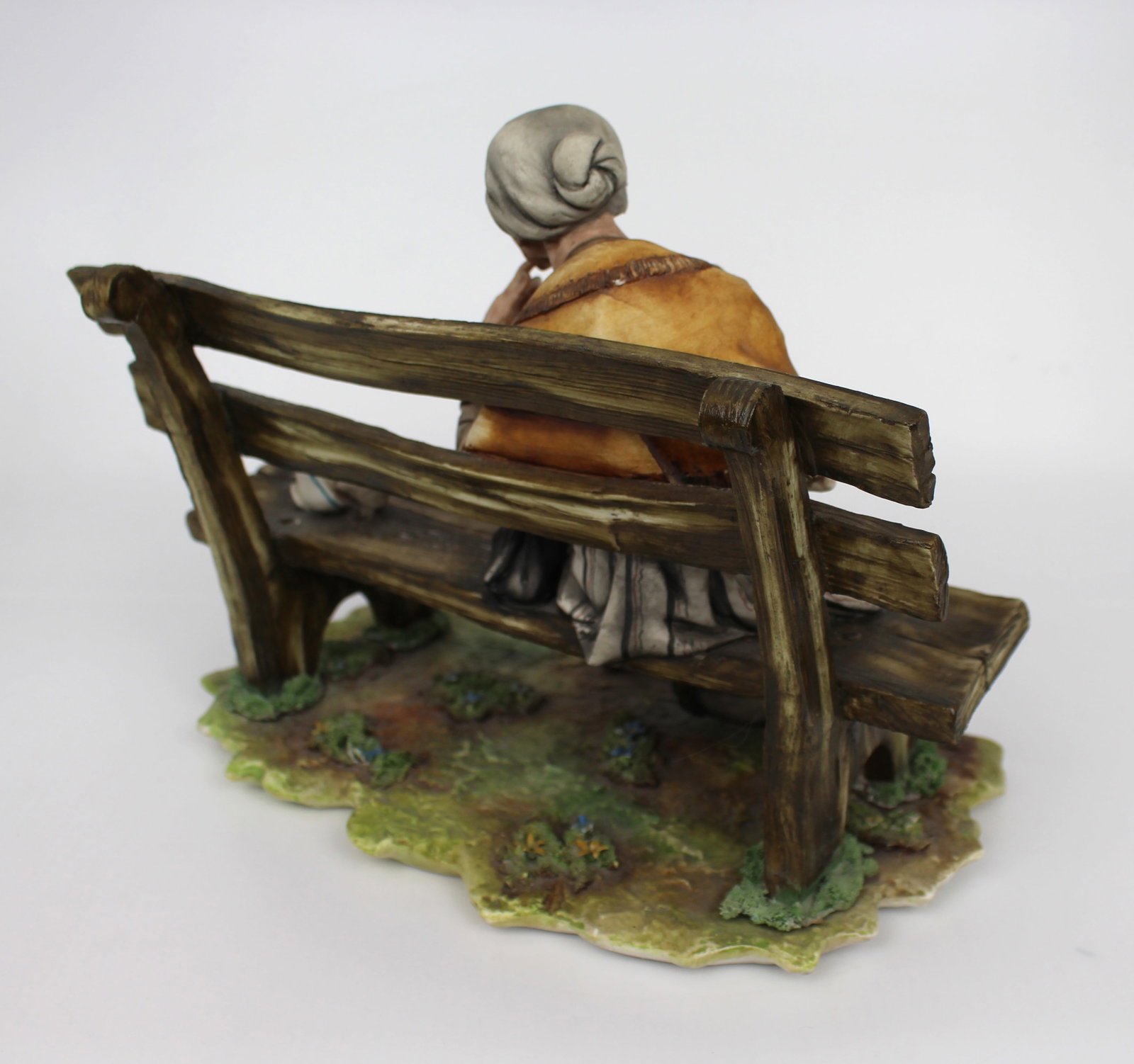 Title: Capodimonte Lady Tramp on Bench Description: Capodimonte Lady Tramp on Bench Made in Italy, - 4