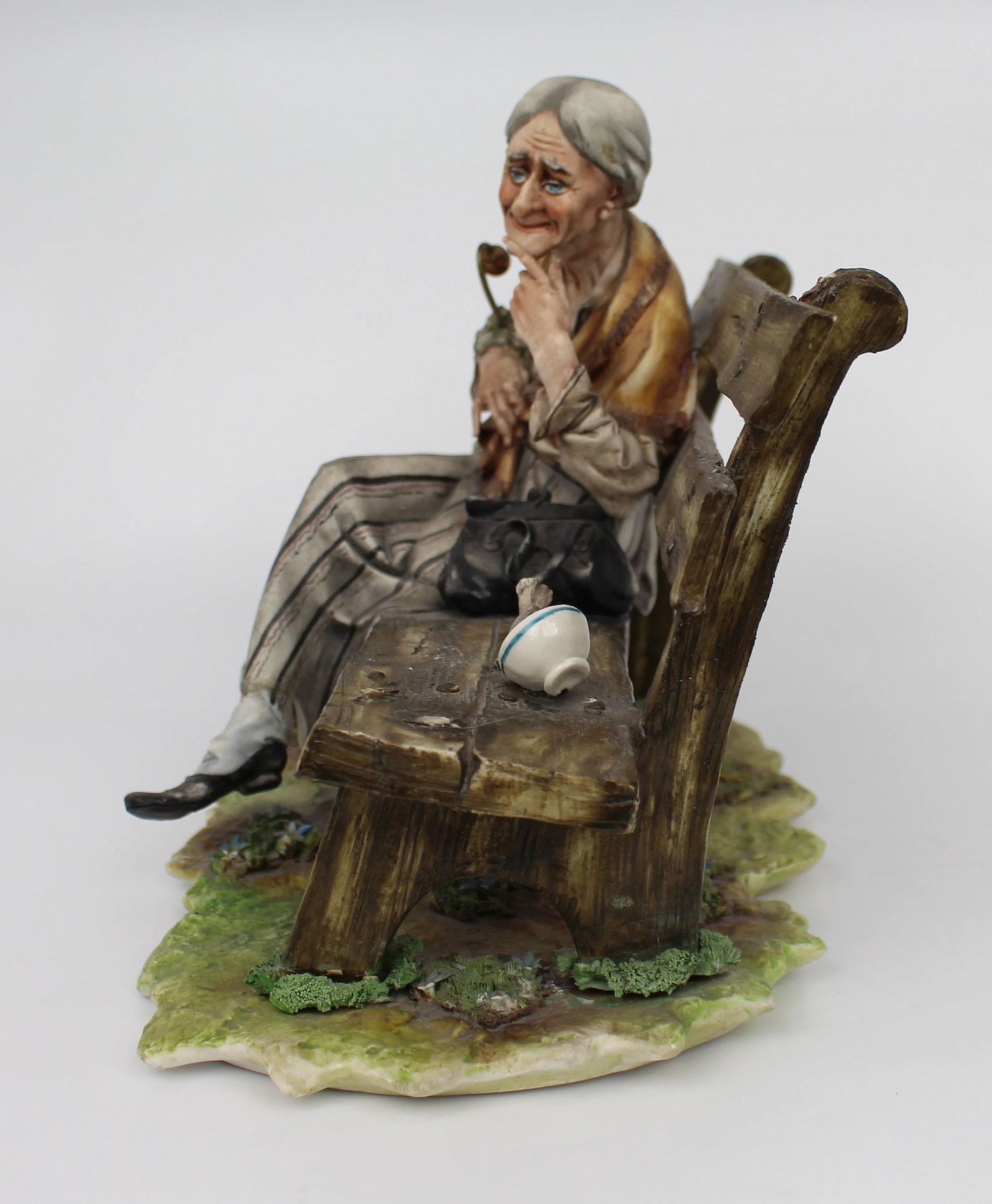 Title: Capodimonte Lady Tramp on Bench Description: Capodimonte Lady Tramp on Bench Made in Italy, - 5