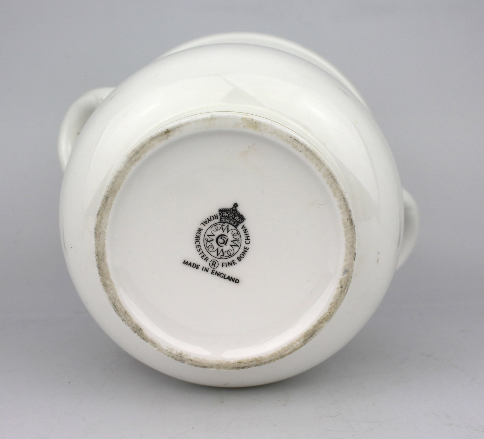 Title: Royal Worcester Porcelain Champagne Bucket Description: Royal Worcester Porcelain Champagne - 7
