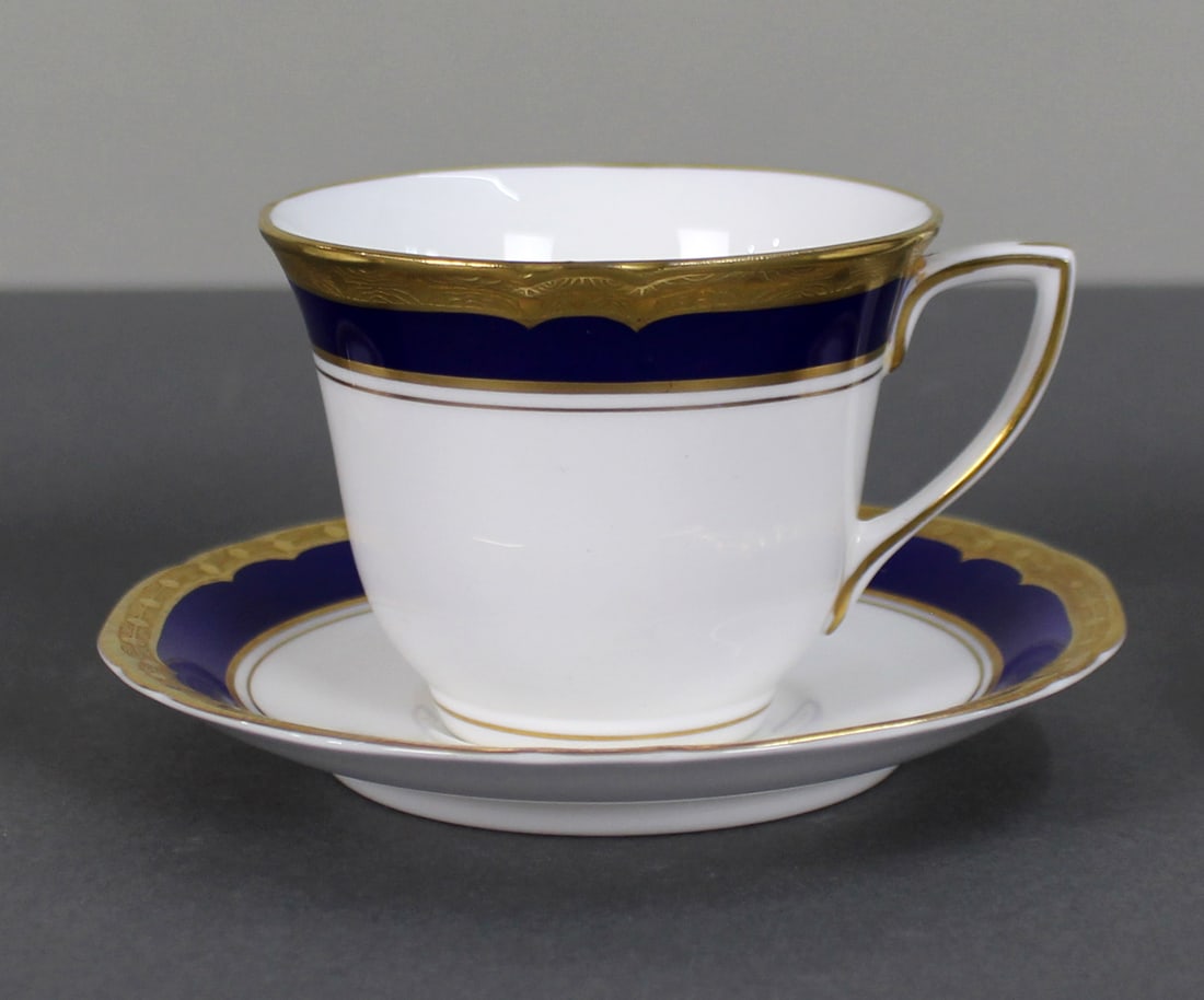Title: Collection of 3 Royal Worcester Aston Demitasse Cups & Saucers Description: Collection of 3 - 13