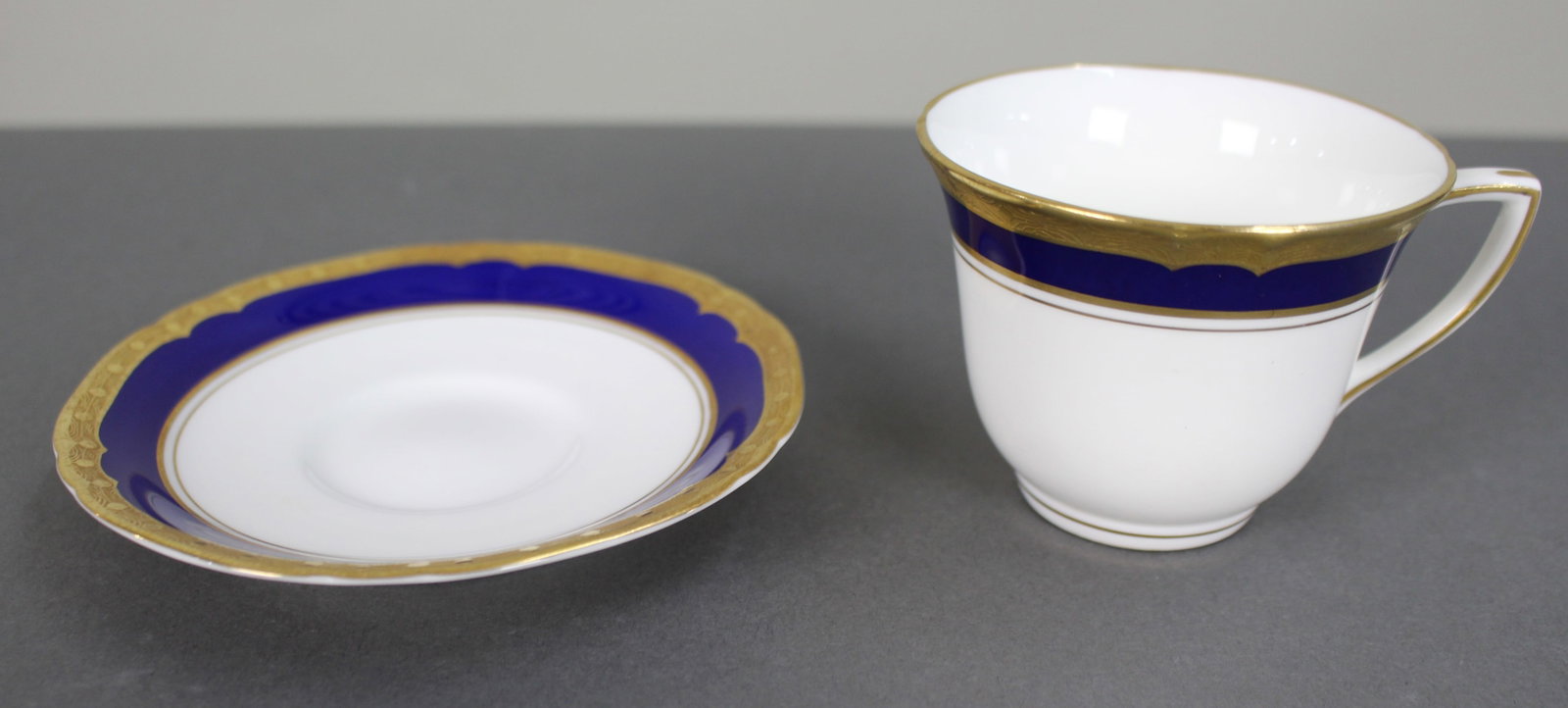 Title: Collection of 3 Royal Worcester Aston Demitasse Cups & Saucers Description: Collection of 3 - 6