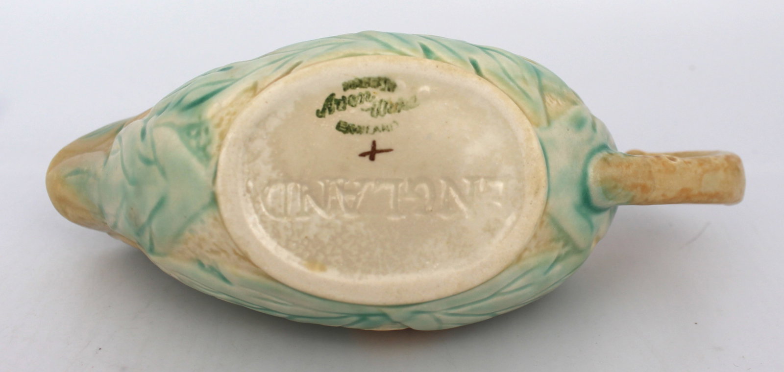 Title: Two pieces of Avon Ware Pottery c.1930 Description: Two pieces of Avon Ware Pottery. C.1930 - 4