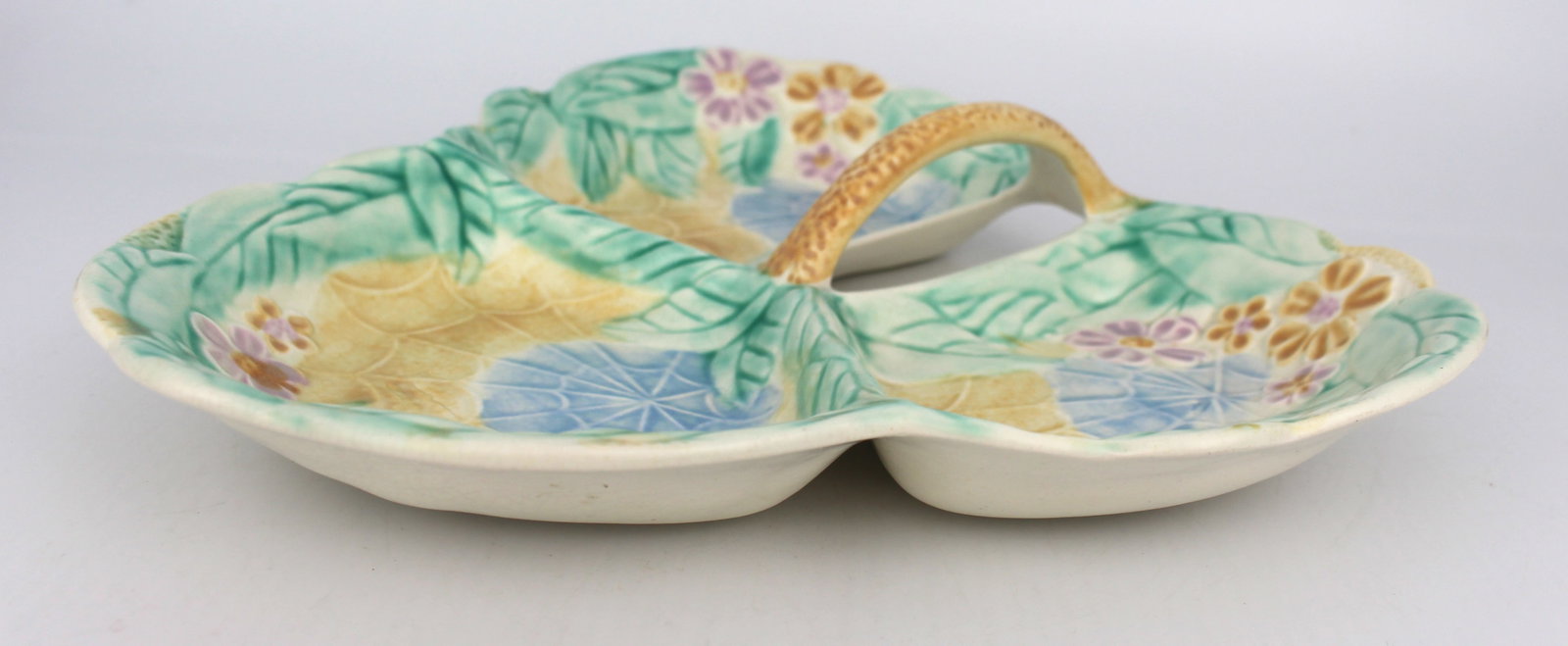 Title: Two pieces of Avon Ware Pottery c.1930 Description: Two pieces of Avon Ware Pottery. C.1930 - 7
