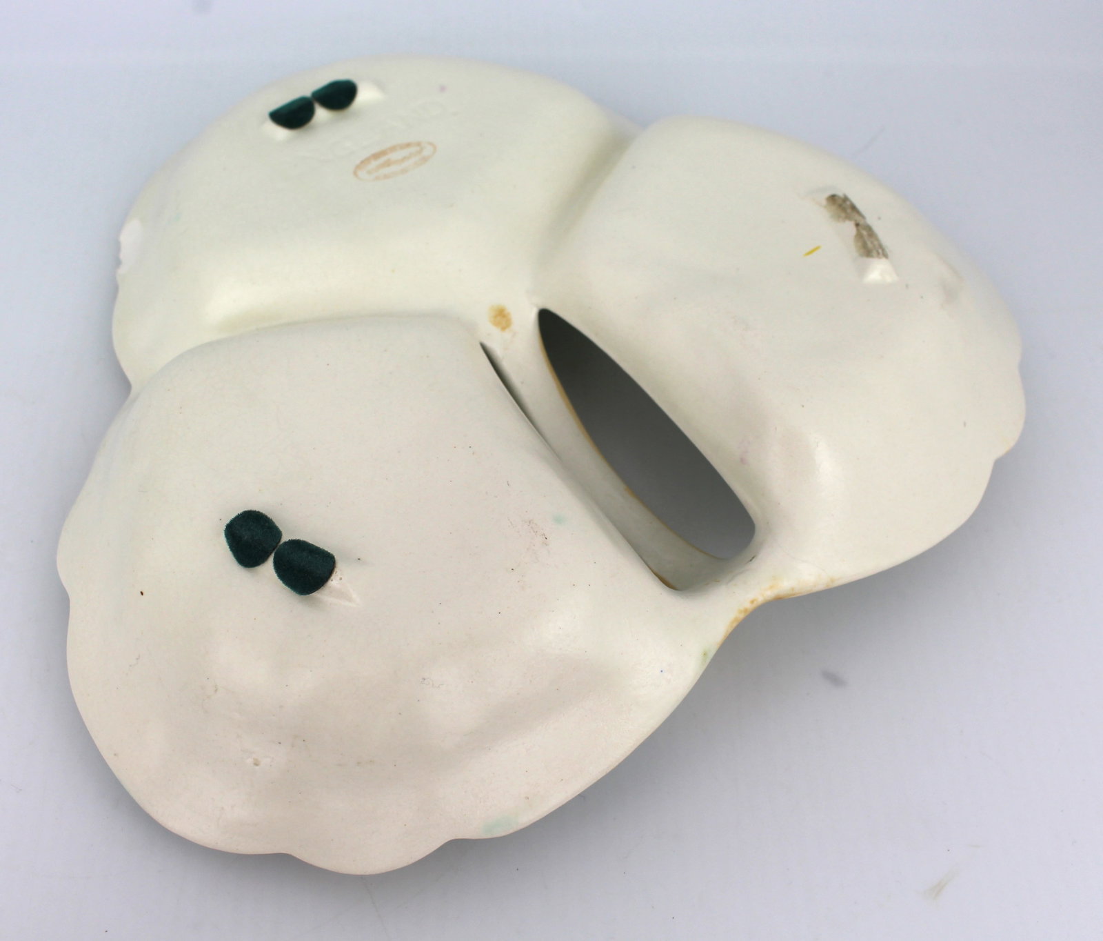 Title: Two pieces of Avon Ware Pottery c.1930 Description: Two pieces of Avon Ware Pottery. C.1930 - 9