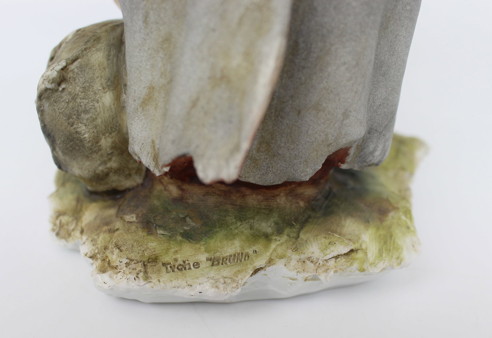 Title: Capodimonte Tramp by Tyche Bruno Description: Capodimonte Tramp by Tyche Bruno Capodimonte, - 3