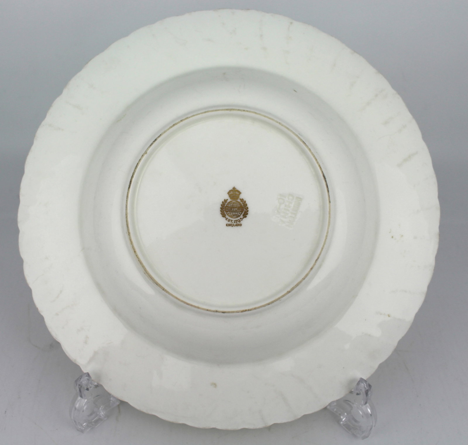 Title: Minton Gilt & Cream Dessert Bowl Description: Minton Gilt & Cream Dessert Bowl. Width: 22.5 - 2