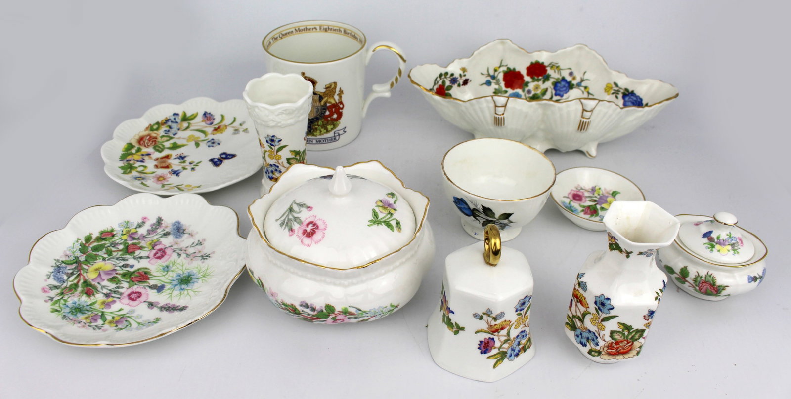 Title: Collection of 11 Pieces of Aynsley Description: Collection of 11 Pieces of Aynsley Bone China (1 of 2)