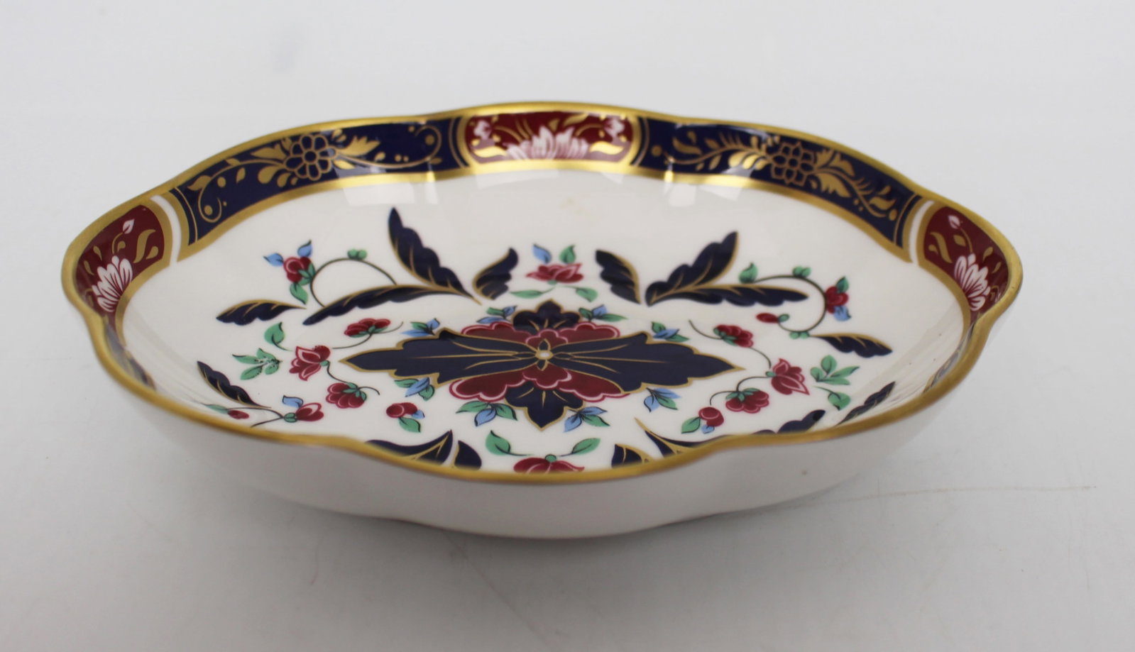 Title: Collection of 8 Pieces of Royal Worcester Prince Regent Description: Collection of 8 Pieces - 5