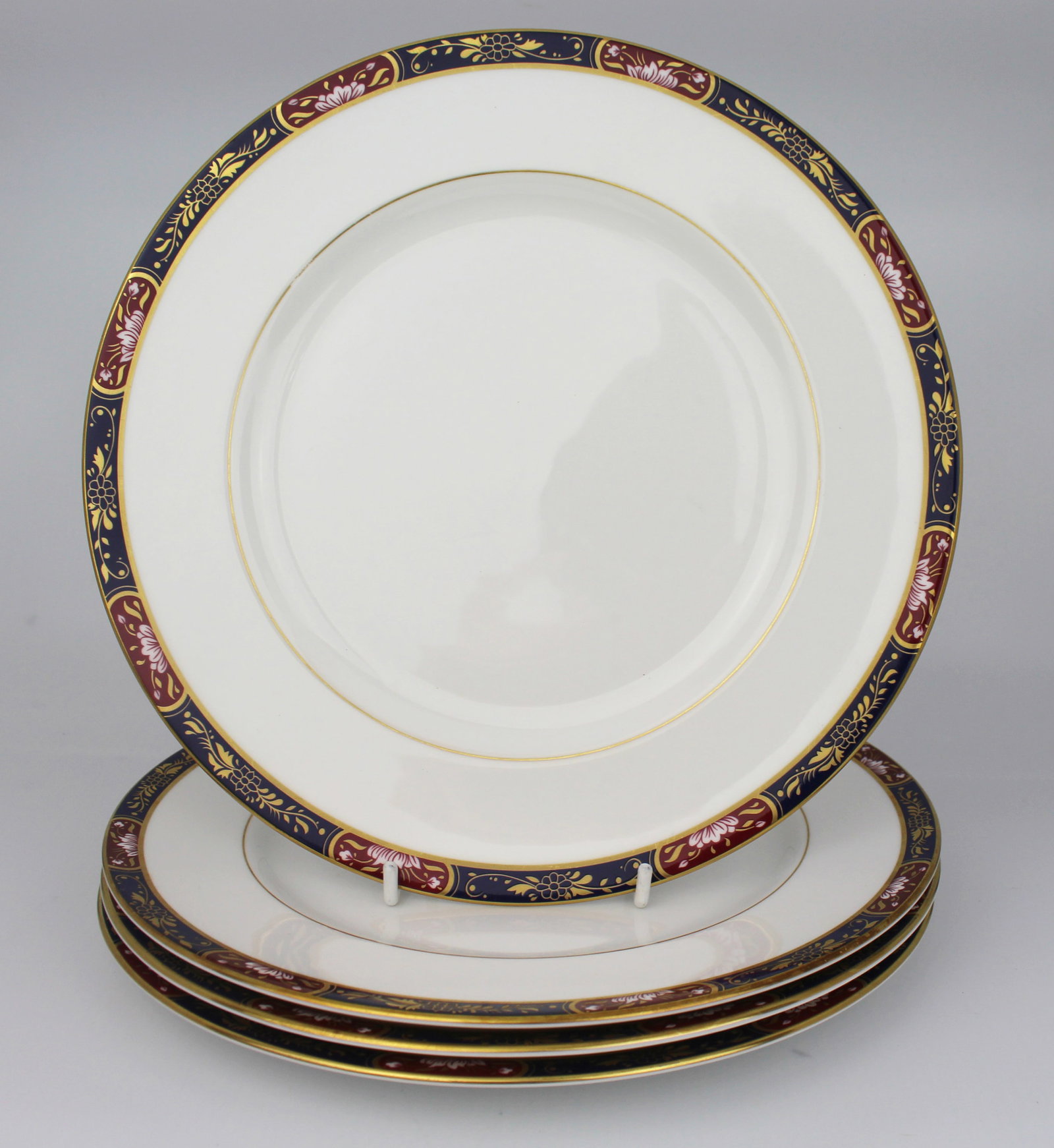 Title: Collection of 8 Pieces of Royal Worcester Prince Regent Description: Collection of 8 Pieces - 7
