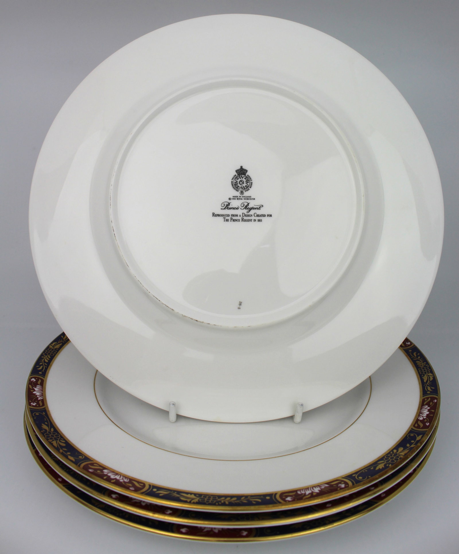 Title: Collection of 8 Pieces of Royal Worcester Prince Regent Description: Collection of 8 Pieces - 8