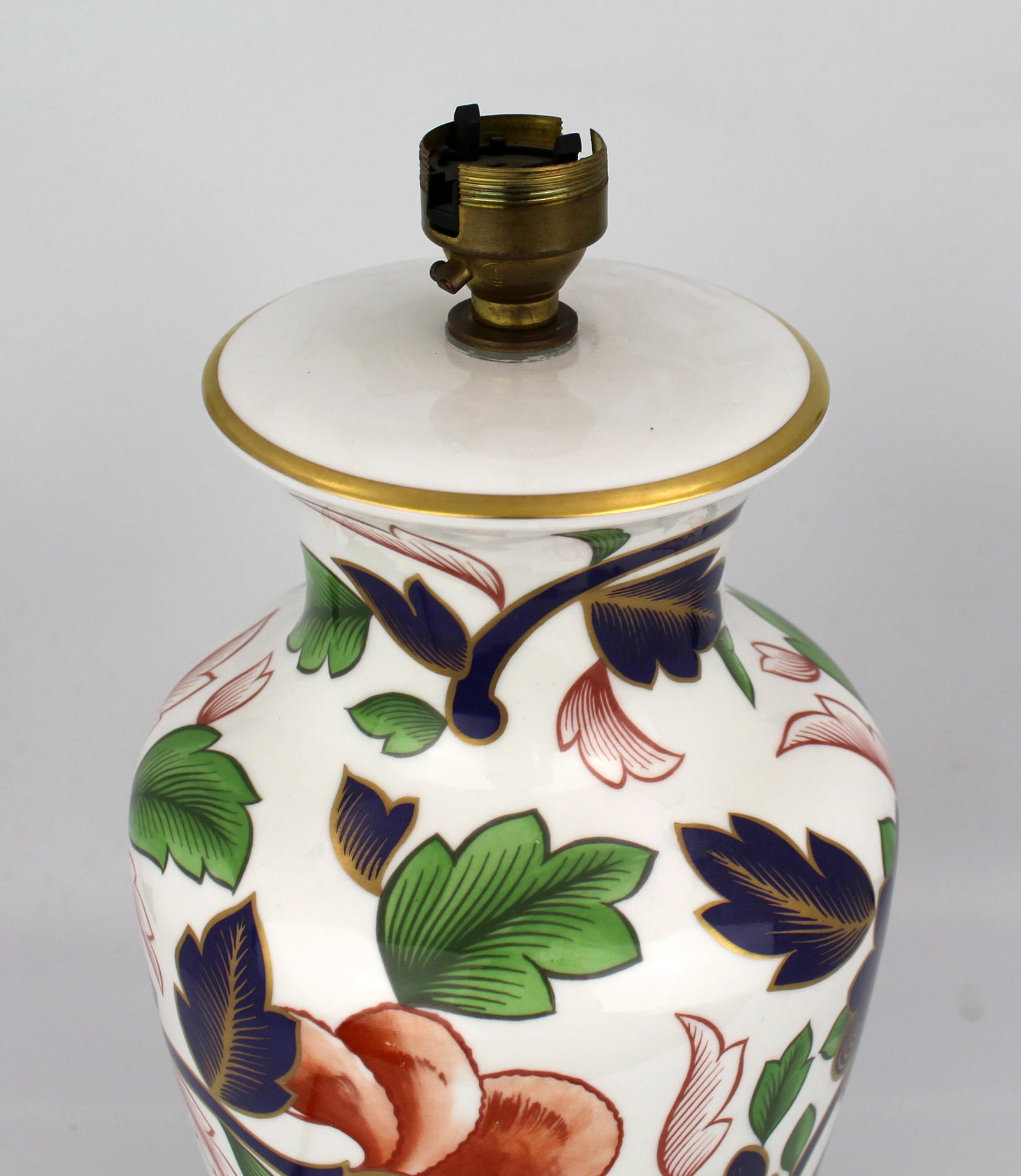 Title: Royal Worcester Porcelain Table Lamp Description: Royal Worcester Porcelain Table Lamp. - 3