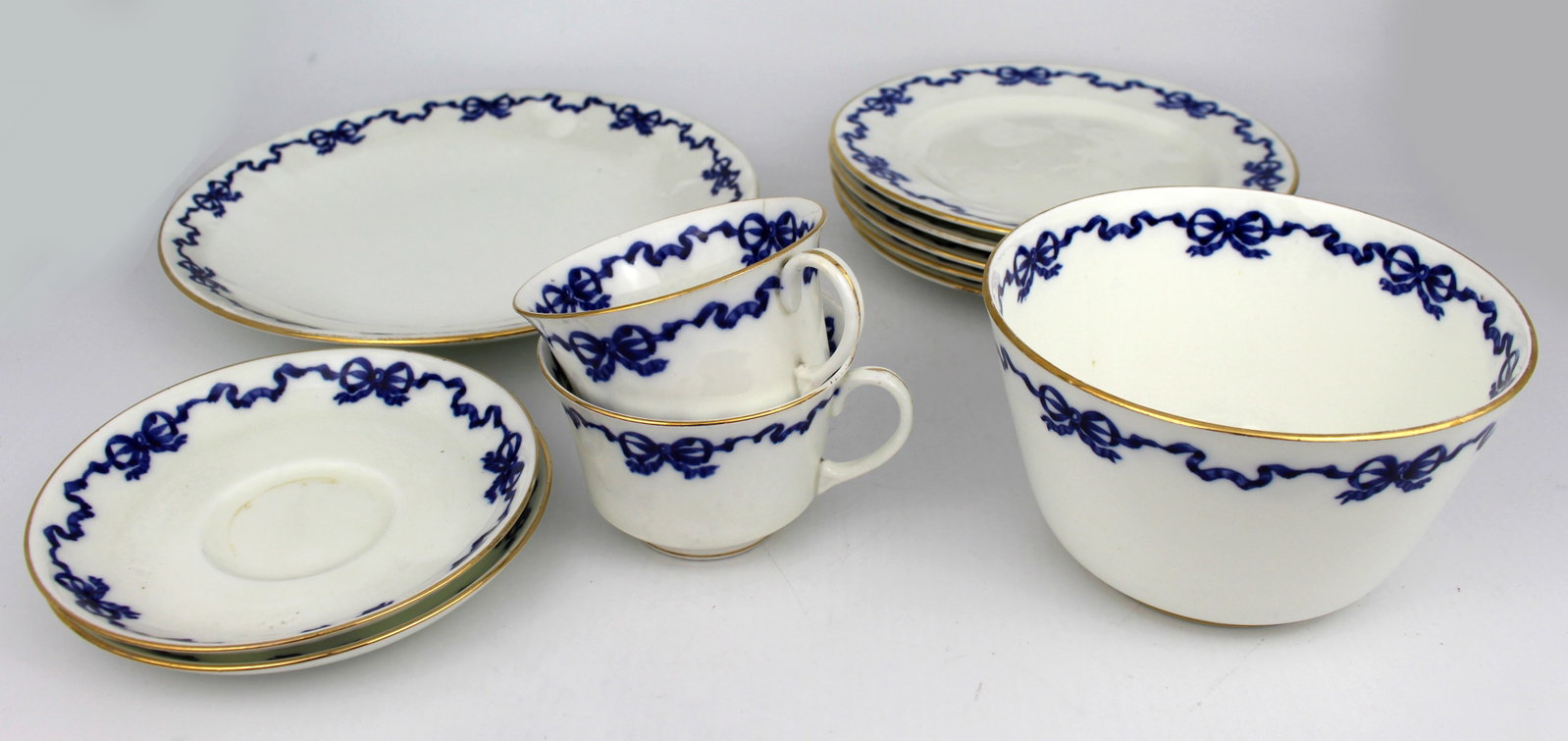 Title: Aynsley Blue & White Ribbon 11 Pieces Description: Aynsley Blue & White Ribbon 11 Pieces (1 of 2)