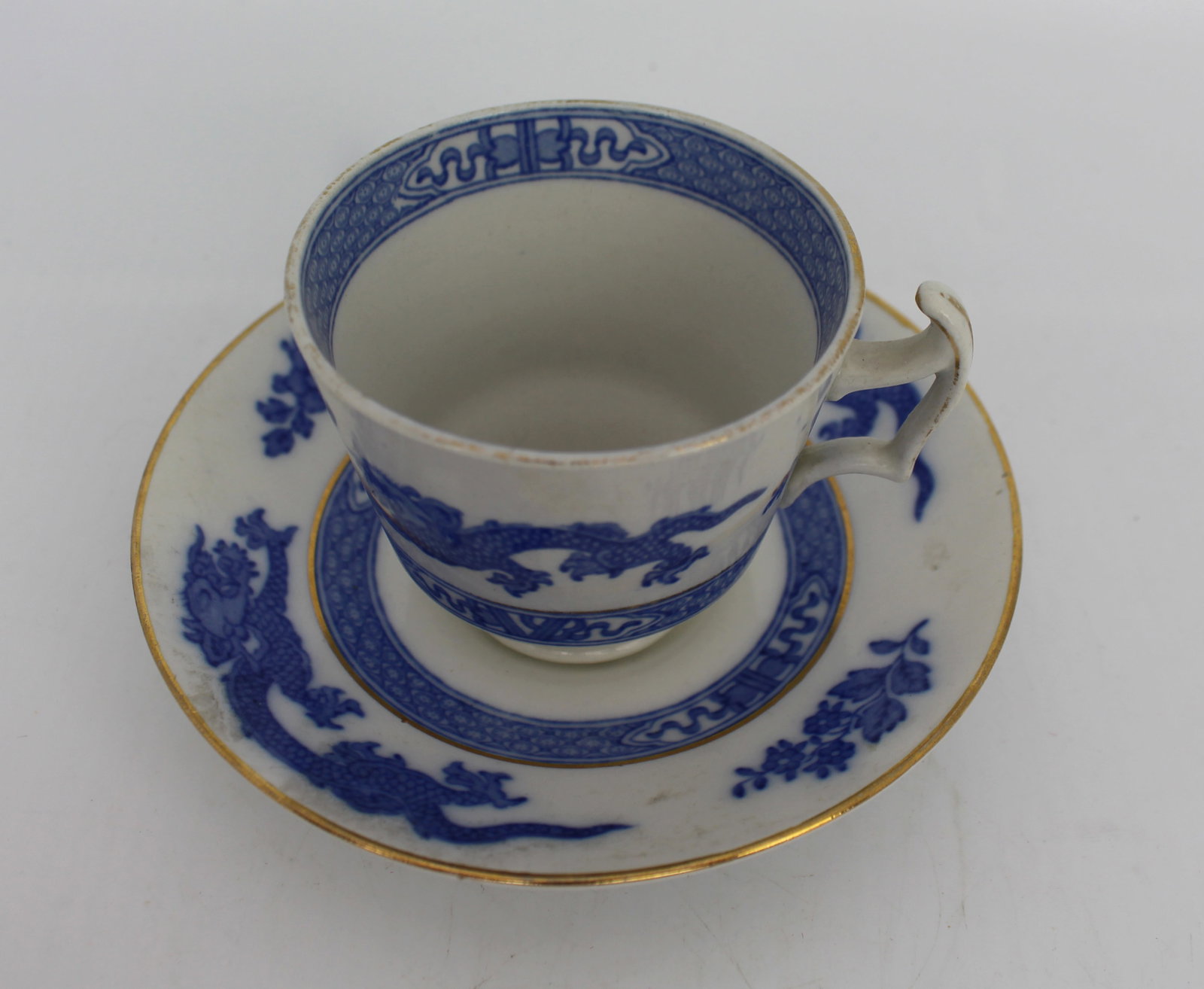 Title: Collection of Antique & Vintage Blue & White Tea Cups & Saucers Description: Collection of - 17