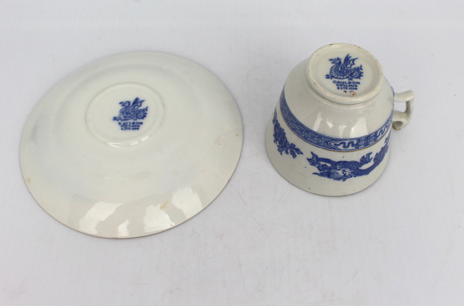 Title: Collection of Antique & Vintage Blue & White Tea Cups & Saucers Description: Collection of - 19