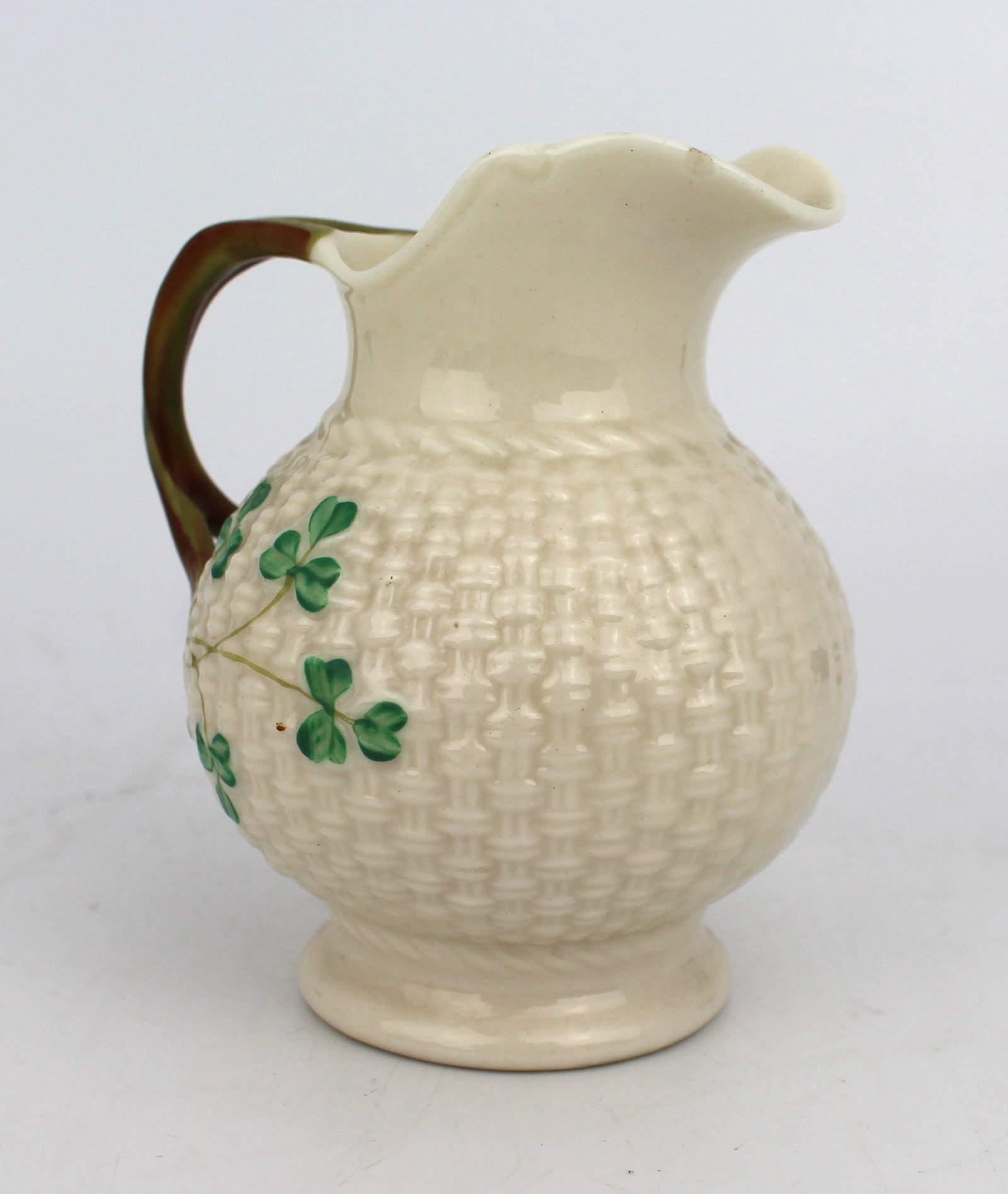 Title: Collection of 10 Irish Belleek Antique & Vintage Porcelain Pieces Description: Collection - 11