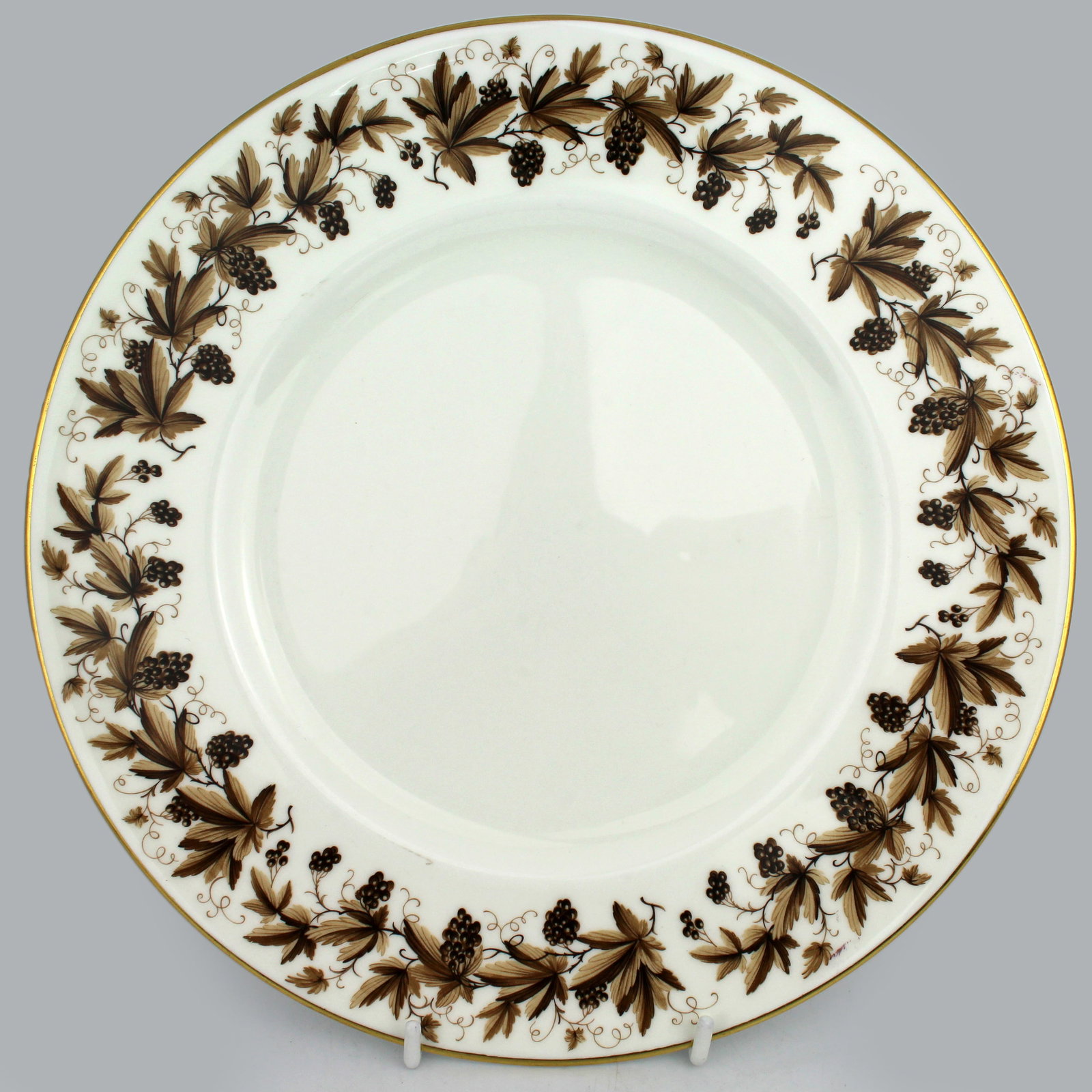 Title: Large Wedgwood ‘Autumn Vine’ Bone China Dinner & Tea Service Description: Large W - 9