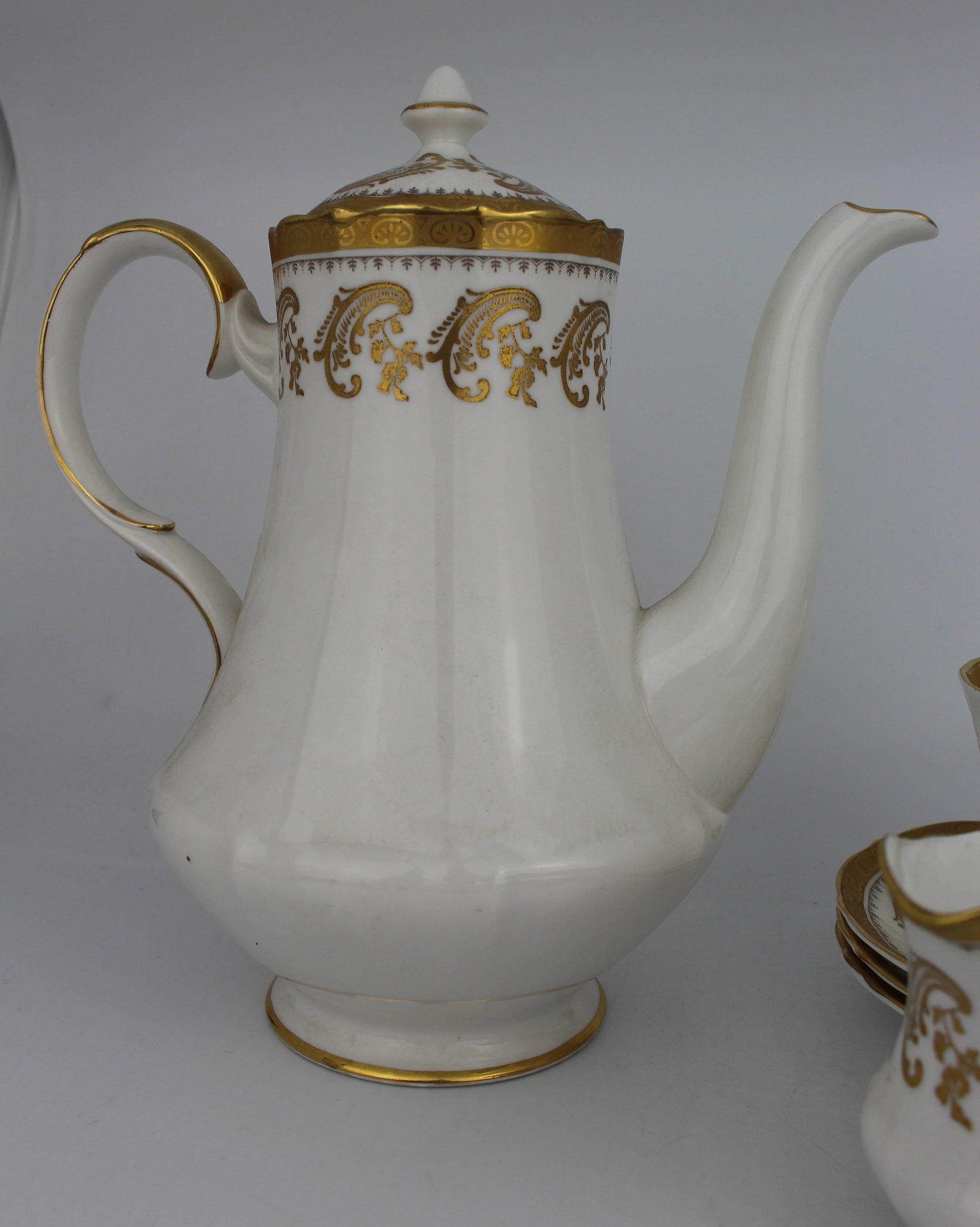 Title: Royal Tuscan White & Gold Tea Pot & Other Service Pieces Description: Royal Tuscan White & - 2
