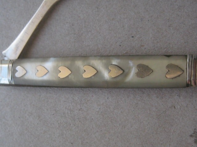 Title: George III Mother of Pearl Hafted Silver Folding Fruit Fork Description: George III - 7