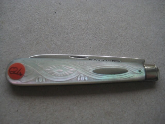 Victorian Mother of Pearl Hafted Silver Bladed Folding Fruit Knife - 8