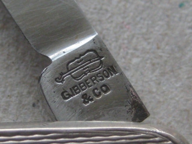 Title: George V RMS Queen Mary Silver Hafted Twin Steel Bladed Folding Penknife Description: - 8