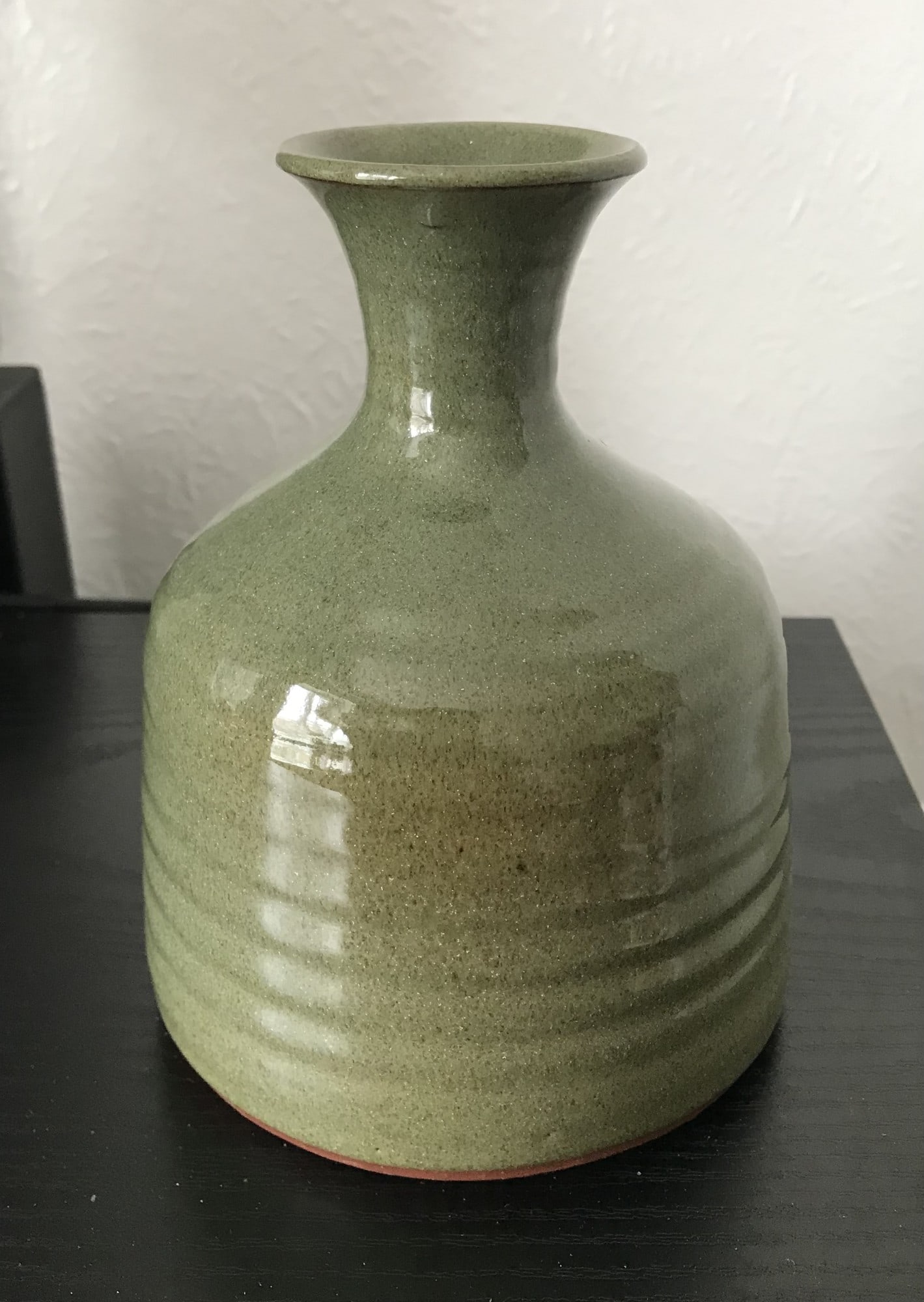 Breanish Pottery Olive Green Glaze Vase - 4