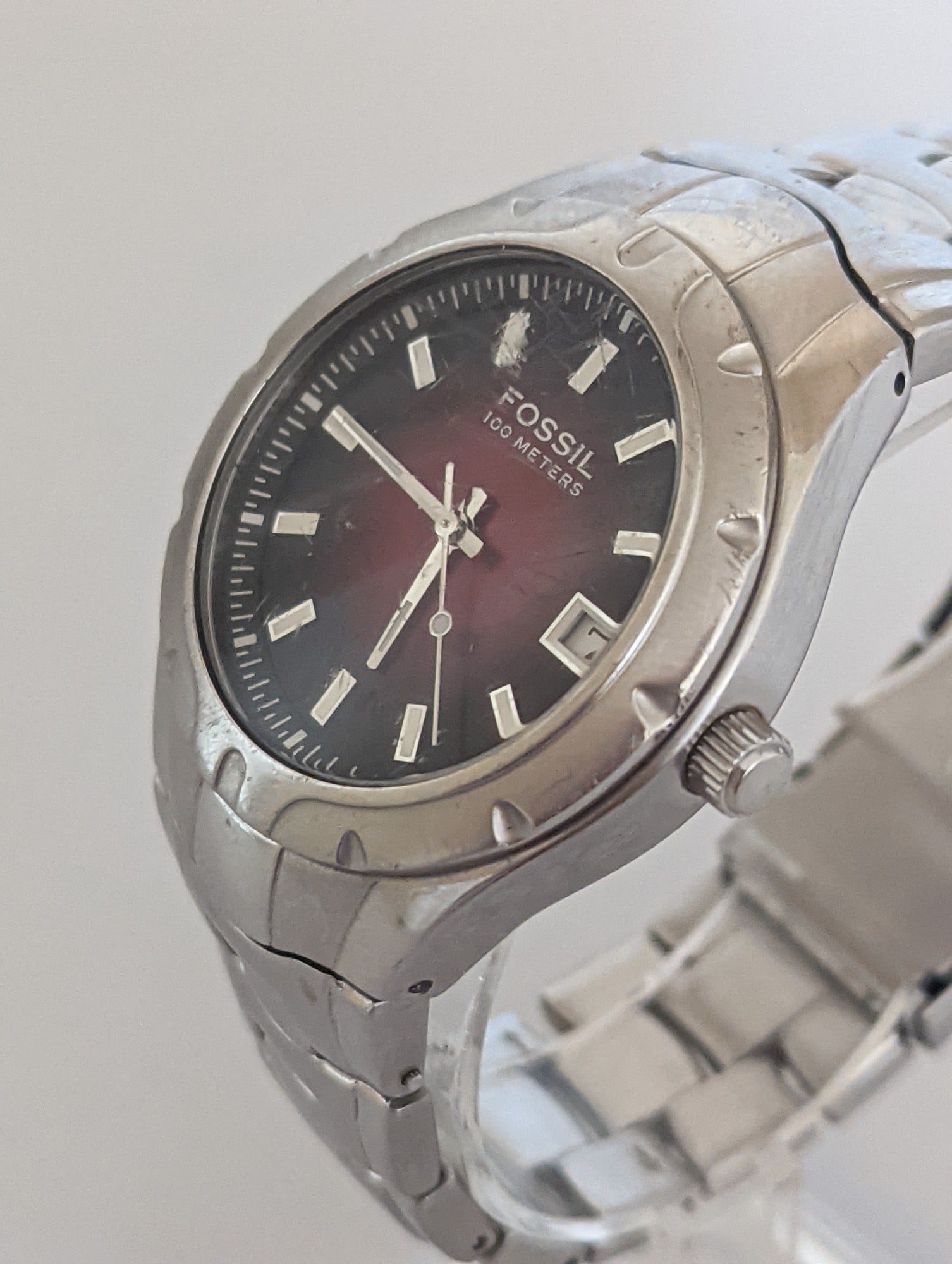 A Vintage Fossil Blue Classic Men’s Watch | Red Sunburst Dial | Stainless Steel | AM-4056 - 2