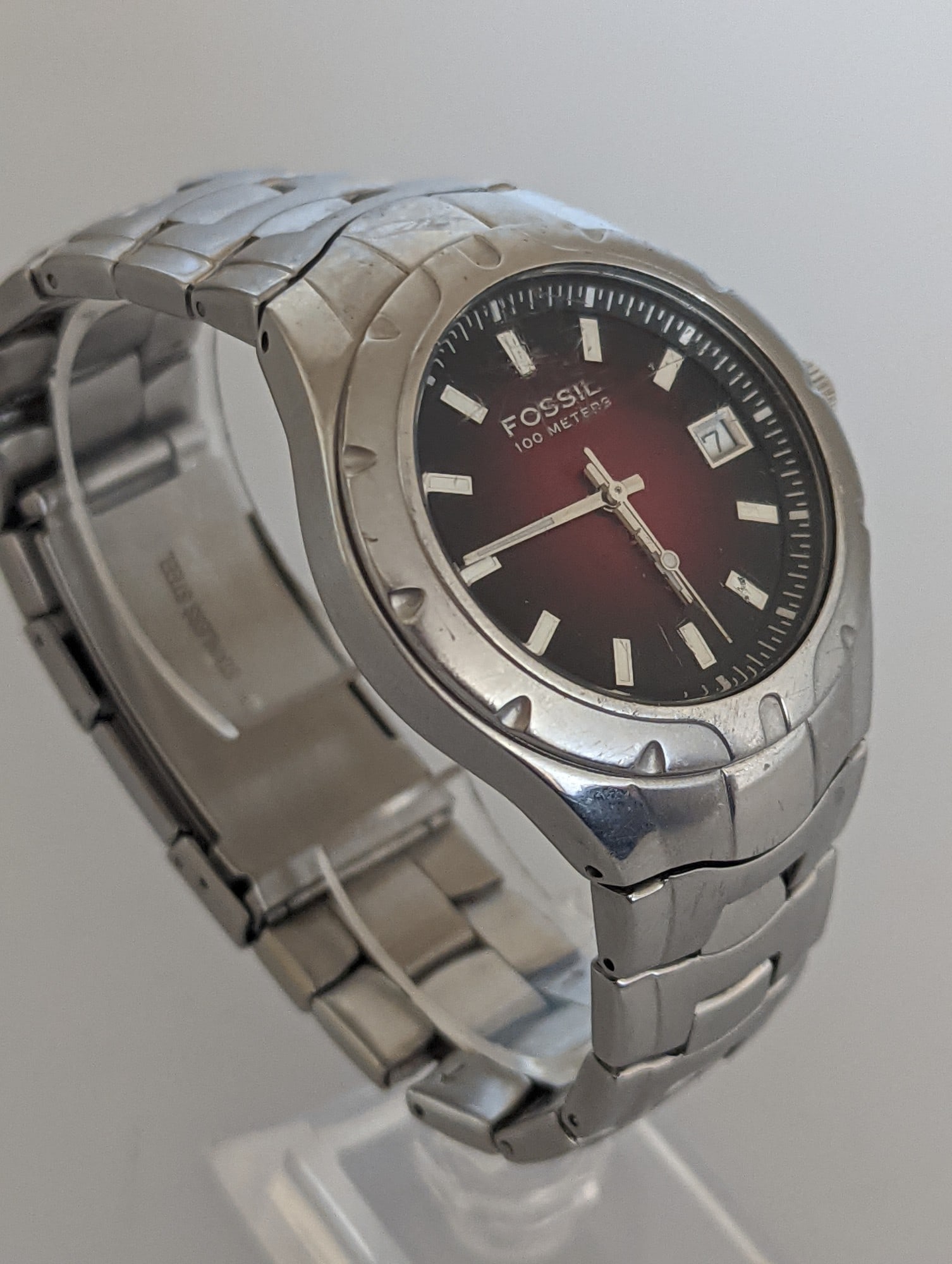 A Vintage Fossil Blue Classic Men’s Watch | Red Sunburst Dial | Stainless Steel | AM-4056 - 3
