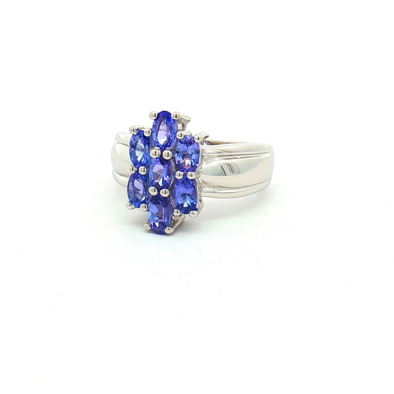 HRD Certified Lavender Tanzanite Oval Ring – 925 Sterling Silver - 3
