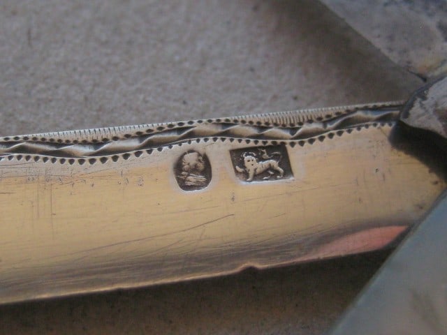 Title: Rare George III Mother of Pearl Hafted Silver Bladed Folding Fruit Knife Description: R - 3