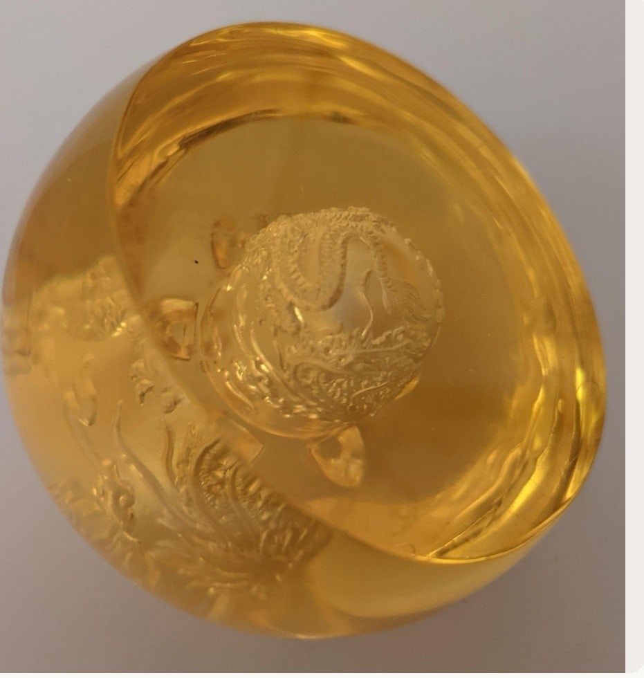 Signed Heinrich Wang Amber Uranium Glass Dragon Bowl, UV Glow Candle Holder Sculpture - 4