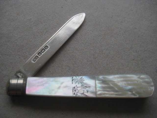 George V Mother of Pearl Hafted Silver Bladed Folding Fruit Knife - 2