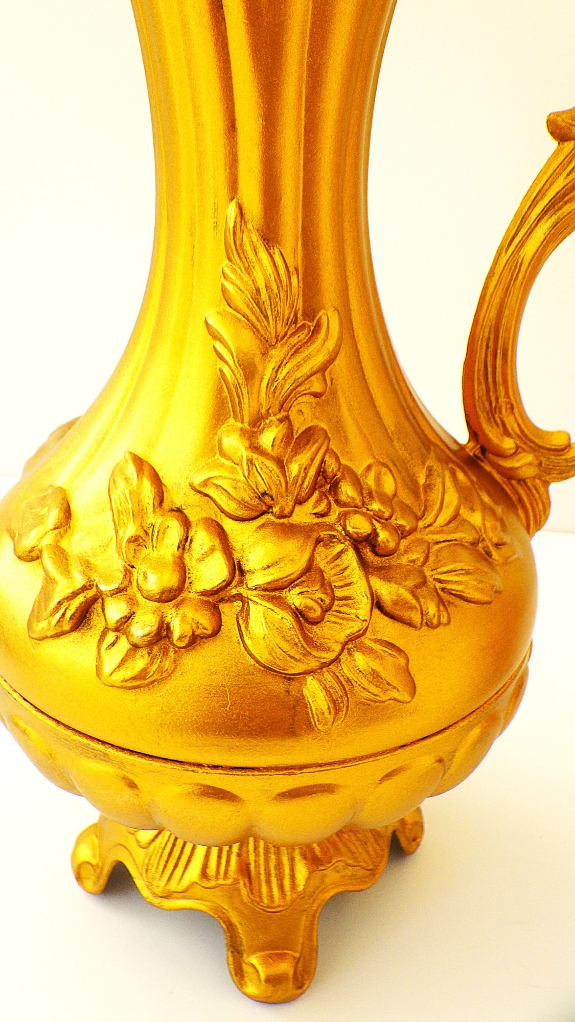 Title: A Pair of Peltrato Vintage Italian Renaissance Style Pewter Pitchers 29cm Description: A - 4