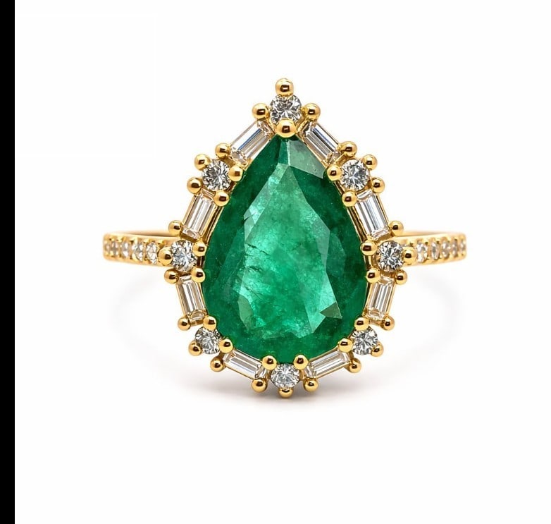 Ring - 14 kt. Yellow Gold - 3.85ct. tw. Emerald - Diamond - IGI Certified - 2
